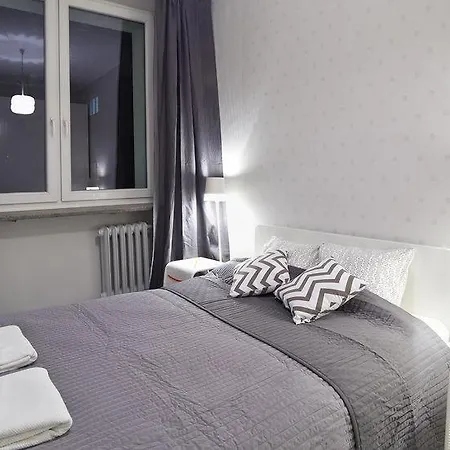 Goodnight Center Apartment *