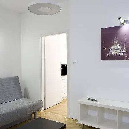 Goodnight Center Apartment Warsaw