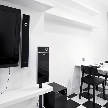 Goodnight Center Apartman