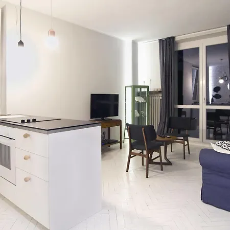 Goodnight Center Apartman