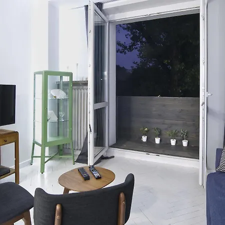 Apartman Goodnight Center *